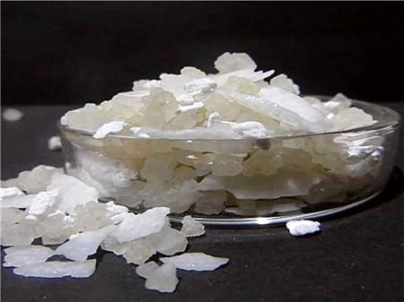 融雪劑生產(chǎn)廠(chǎng)家講解產(chǎn)品原理
